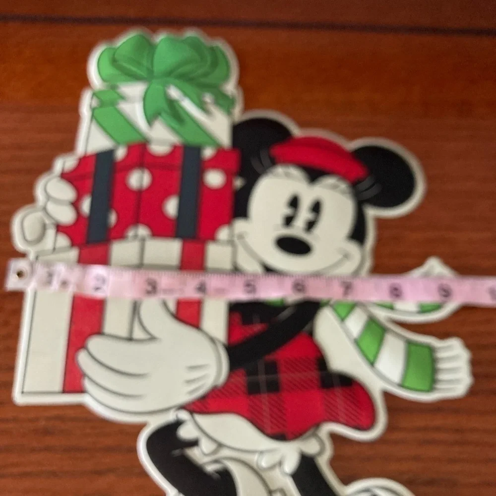 Disney Minnie Mouse wall hanging tin